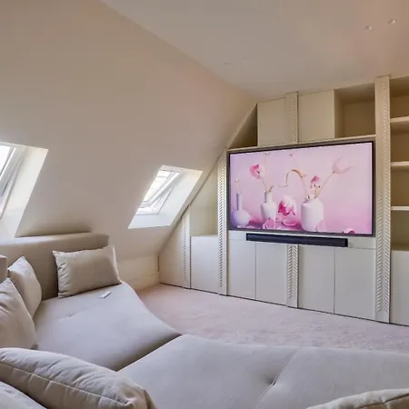 Exceptional Duplex 4bed 8p Eiffel Tower View Paris